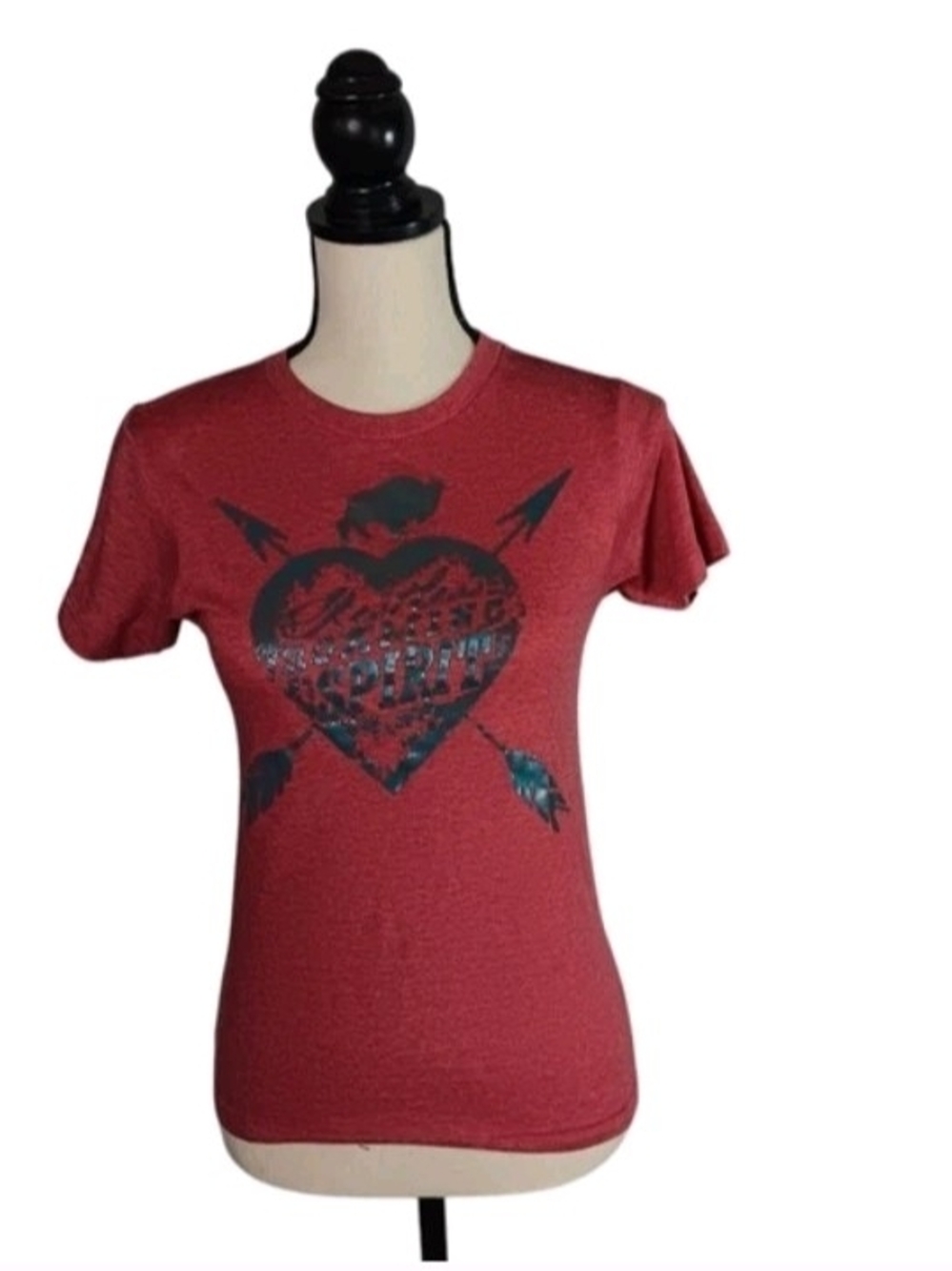 Junk Gypsy Women’s Heart And Arrow Red Graphic Tee XS